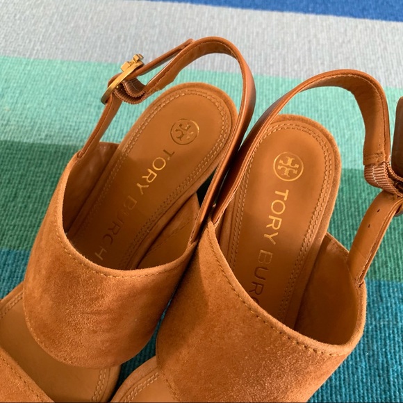 *Sold*. Tory Burch Selby Block Heel Sandal • Size 8.5 - Picture 4 of 11